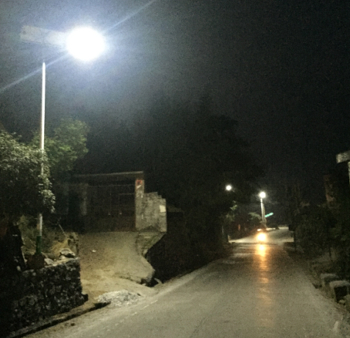 太陽(yáng)能路燈 南德路燈 中山太陽(yáng)能路燈廠(chǎng)家